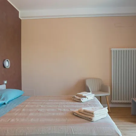Bixio40 And Bed & Breakfast Montefiascone